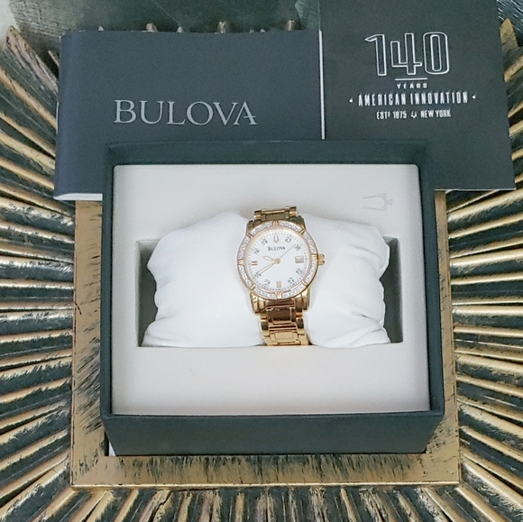 From the High bridge Collection. In stainless stee - Picture 1 of 5